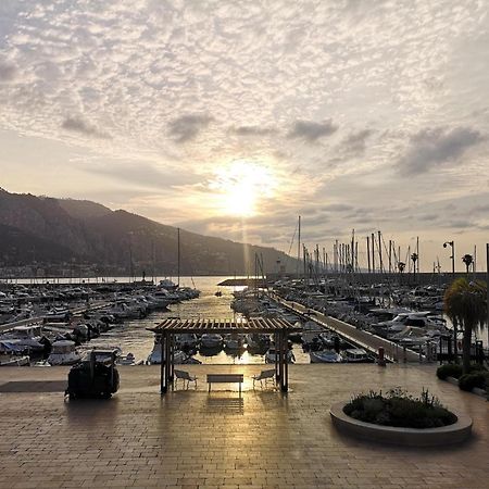 Prato Home - Apartment Near The Beach In مينتون المظهر الخارجي الصورة