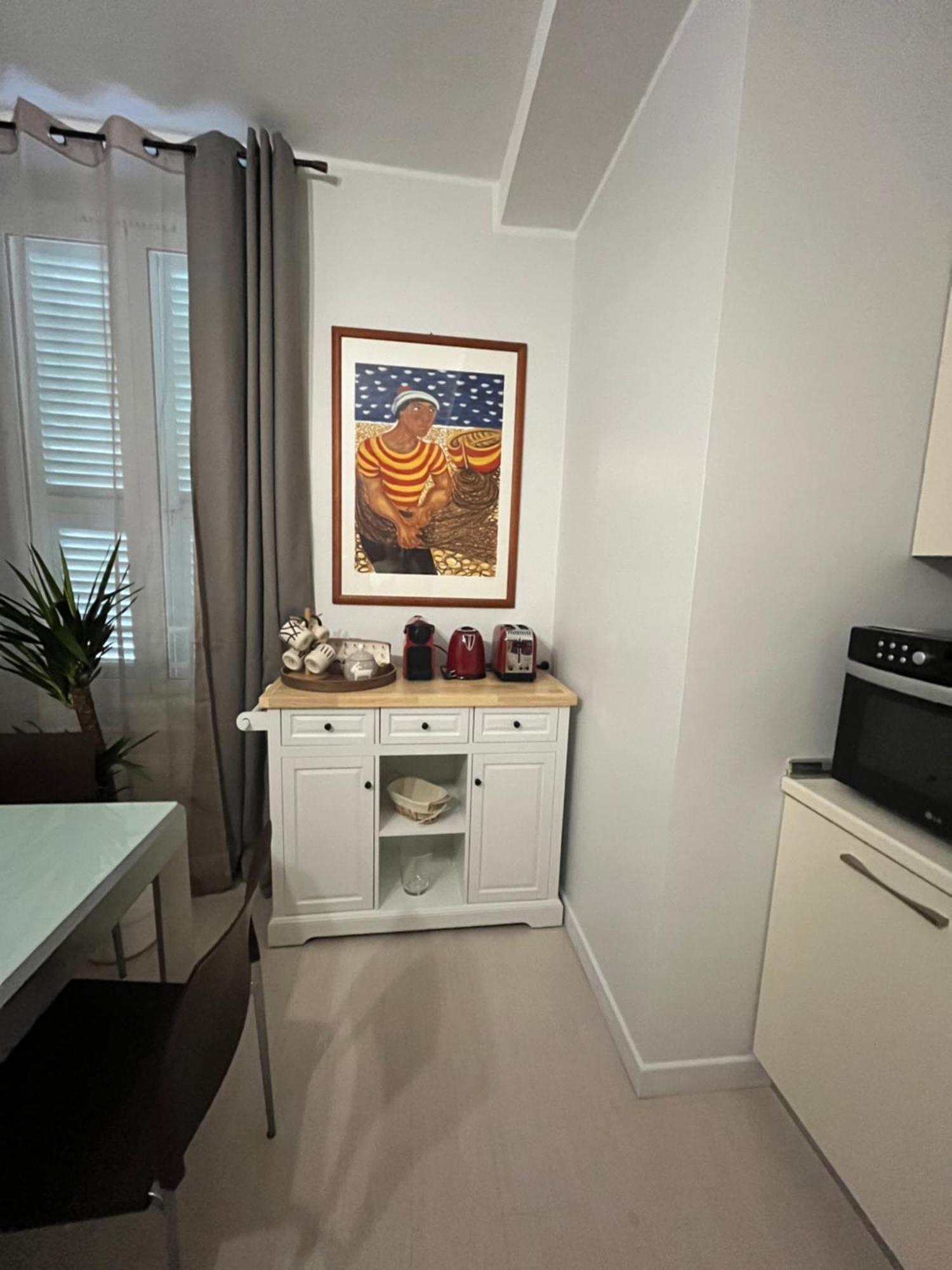 Prato Home - Apartment Near The Beach In مينتون المظهر الخارجي الصورة